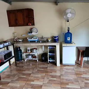  Apartment Departamento Amoblado Starlink -pto Ayora